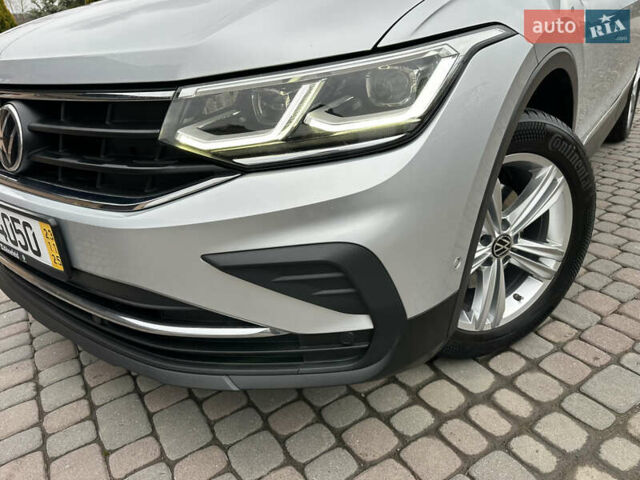 Сірий Фольксваген Тігуан, об'ємом двигуна 1.97 л та пробігом 160 тис. км за 28650 $, фото 21 на Automoto.ua