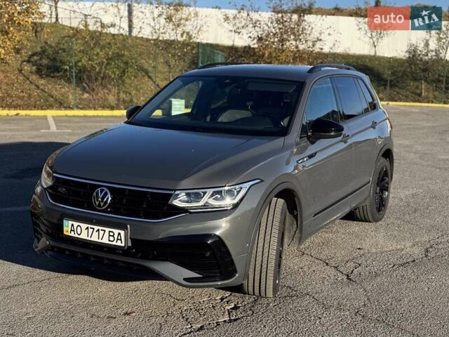 Серый Фольксваген Тигуан, объемом двигателя 1.98 л и пробегом 52 тыс. км за 36999 $, фото 1 на Automoto.ua