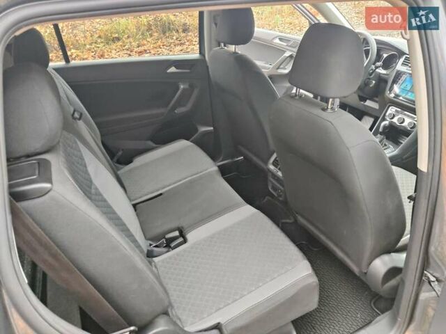 Серый Фольксваген Тигуан, объемом двигателя 1.98 л и пробегом 76 тыс. км за 19200 $, фото 14 на Automoto.ua