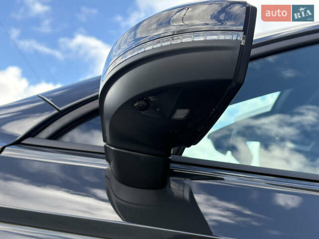 Серый Фольксваген Тигуан, объемом двигателя 2 л и пробегом 176 тыс. км за 27950 $, фото 29 на Automoto.ua