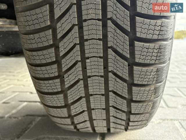 Серый Фольксваген Тигуан, объемом двигателя 2 л и пробегом 176 тыс. км за 27950 $, фото 107 на Automoto.ua