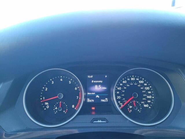 Серый Фольксваген Тигуан, объемом двигателя 2 л и пробегом 86 тыс. км за 17500 $, фото 3 на Automoto.ua