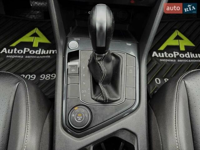 Серый Фольксваген Тигуан, объемом двигателя 1.98 л и пробегом 100 тыс. км за 23900 $, фото 34 на Automoto.ua