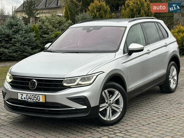 Сірий Фольксваген Тігуан, об'ємом двигуна 1.97 л та пробігом 160 тис. км за 28650 $, фото 2 на Automoto.ua