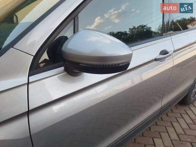 Серый Фольксваген Тигуан, объемом двигателя 1.98 л и пробегом 60 тыс. км за 19000 $, фото 7 на Automoto.ua