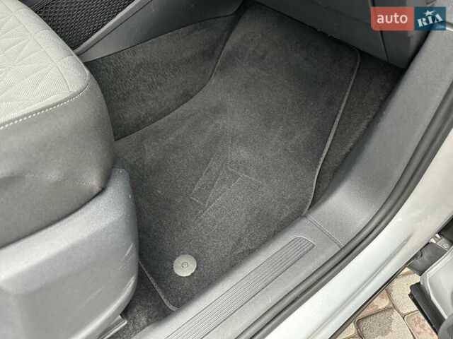 Сірий Фольксваген Тігуан, об'ємом двигуна 1.97 л та пробігом 160 тис. км за 28650 $, фото 71 на Automoto.ua