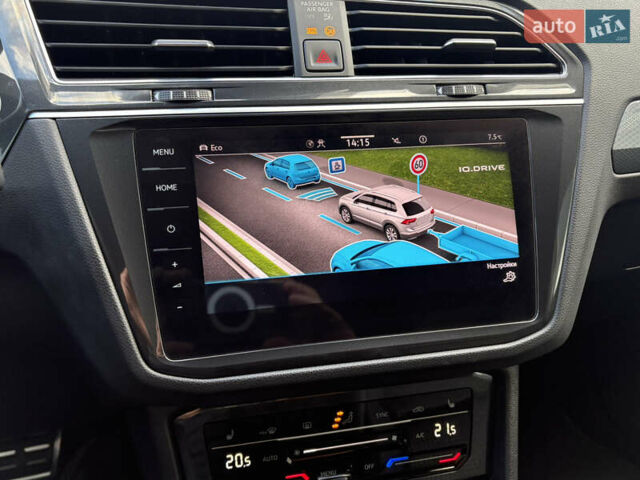 Серый Фольксваген Тигуан, объемом двигателя 2 л и пробегом 176 тыс. км за 27950 $, фото 50 на Automoto.ua