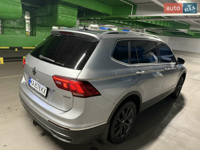 Серый Фольксваген Тигуан, объемом двигателя 1.98 л и пробегом 104 тыс. км за 25200 $, фото 3 на Automoto.ua
