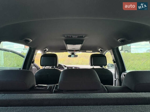 Серый Фольксваген Тигуан, объемом двигателя 2 л и пробегом 176 тыс. км за 27950 $, фото 88 на Automoto.ua