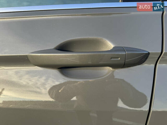 Серый Фольксваген Тигуан, объемом двигателя 1.97 л и пробегом 30 тыс. км за 35000 $, фото 9 на Automoto.ua