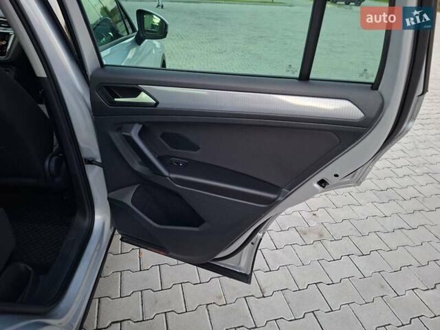 Серый Фольксваген Тигуан, объемом двигателя 1.97 л и пробегом 190 тыс. км за 26399 $, фото 22 на Automoto.ua