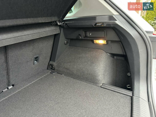 Сірий Фольксваген Тігуан, об'ємом двигуна 1.97 л та пробігом 160 тис. км за 28650 $, фото 96 на Automoto.ua