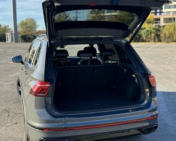 Серый Фольксваген Тигуан, объемом двигателя 1.98 л и пробегом 52 тыс. км за 36999 $, фото 5 на Automoto.ua