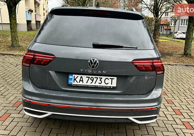 Серый Фольксваген Тигуан, объемом двигателя 1.98 л и пробегом 88 тыс. км за 43106 $, фото 3 на Automoto.ua