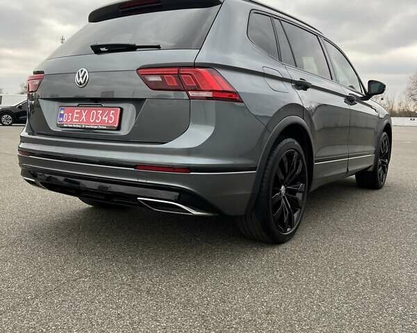 Серый Фольксваген Тигуан, объемом двигателя 1.98 л и пробегом 98 тыс. км за 24500 $, фото 15 на Automoto.ua