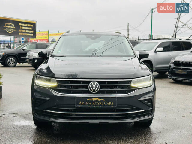 Серый Фольксваген Тигуан, объемом двигателя 1.97 л и пробегом 150 тыс. км за 26300 $, фото 6 на Automoto.ua