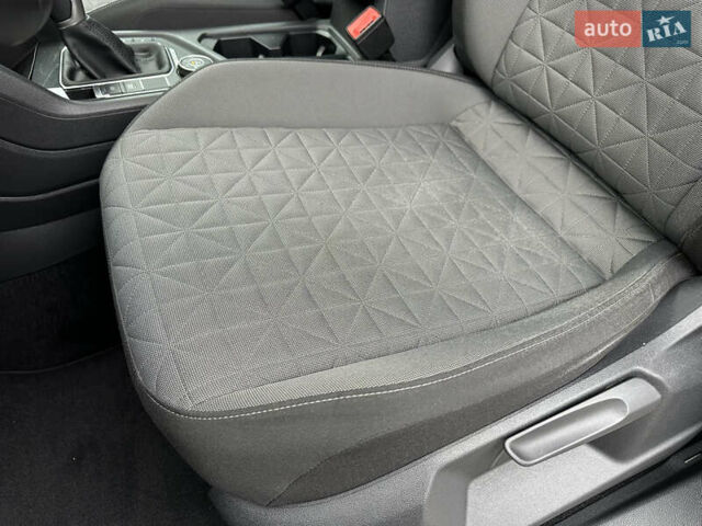 Сірий Фольксваген Тігуан, об'ємом двигуна 1.97 л та пробігом 160 тис. км за 28650 $, фото 43 на Automoto.ua