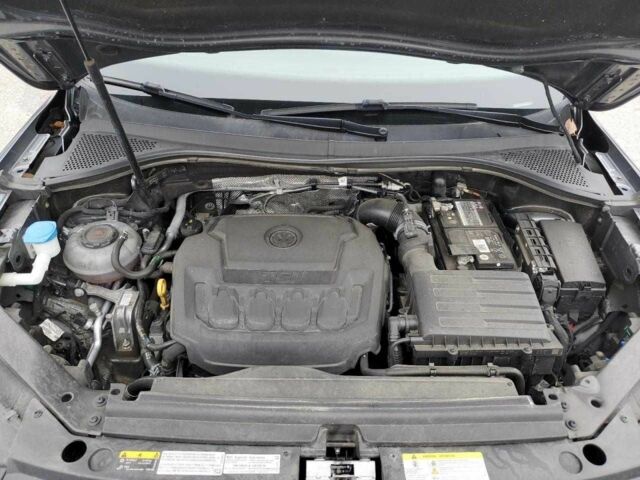 Сірий Фольксваген Тігуан, об'ємом двигуна 2 л та пробігом 65 тис. км за 3900 $, фото 10 на Automoto.ua