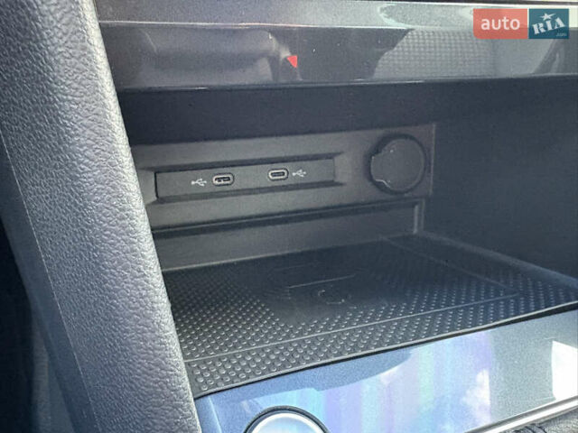 Серый Фольксваген Тигуан, объемом двигателя 2 л и пробегом 176 тыс. км за 27950 $, фото 54 на Automoto.ua