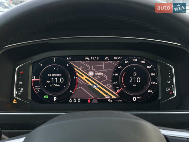 Серый Фольксваген Тигуан, объемом двигателя 1.97 л и пробегом 180 тыс. км за 31000 $, фото 23 на Automoto.ua