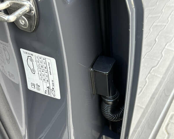 Серый Фольксваген Тигуан, объемом двигателя 2 л и пробегом 176 тыс. км за 27950 $, фото 100 на Automoto.ua