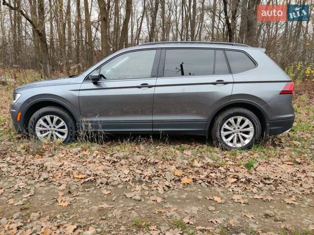 Серый Фольксваген Тигуан, объемом двигателя 1.98 л и пробегом 76 тыс. км за 19200 $, фото 5 на Automoto.ua