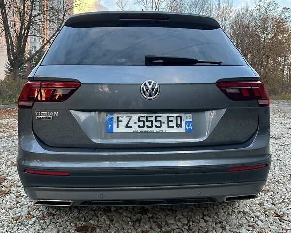 Серый Фольксваген Тигуан, объемом двигателя 1.97 л и пробегом 212 тыс. км за 26500 $, фото 12 на Automoto.ua