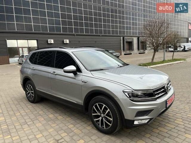 Серый Фольксваген Тигуан, объемом двигателя 2 л и пробегом 119 тыс. км за 19500 $, фото 14 на Automoto.ua