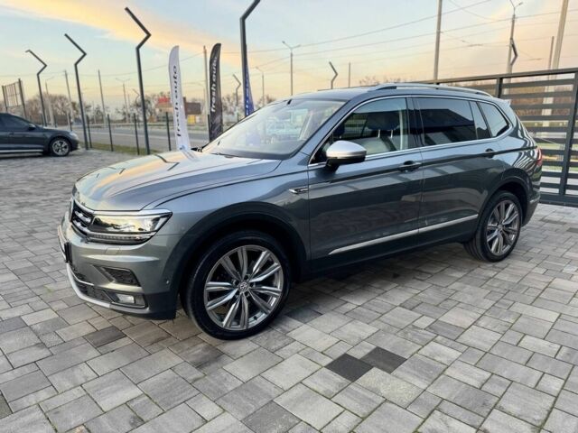 Серый Фольксваген Тигуан, объемом двигателя 2 л и пробегом 172 тыс. км за 33700 $, фото 8 на Automoto.ua