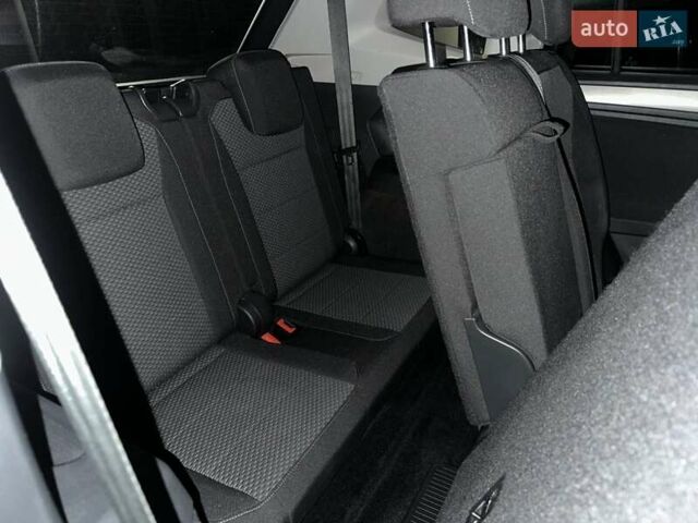 Серый Фольксваген Тигуан, объемом двигателя 1.97 л и пробегом 212 тыс. км за 26500 $, фото 13 на Automoto.ua