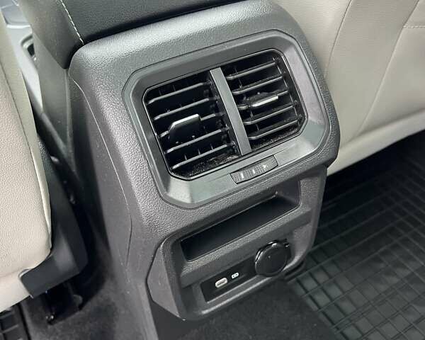 Серый Фольксваген Тигуан, объемом двигателя 1.98 л и пробегом 98 тыс. км за 24500 $, фото 55 на Automoto.ua