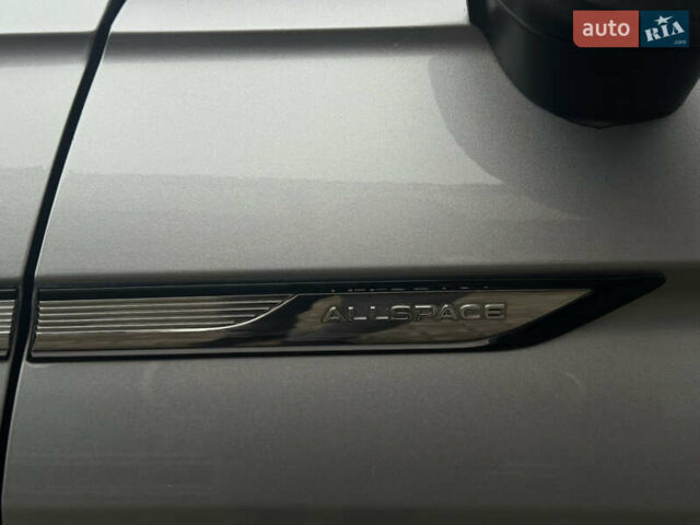 Сірий Фольксваген Тігуан, об'ємом двигуна 2 л та пробігом 204 тис. км за 34499 $, фото 6 на Automoto.ua