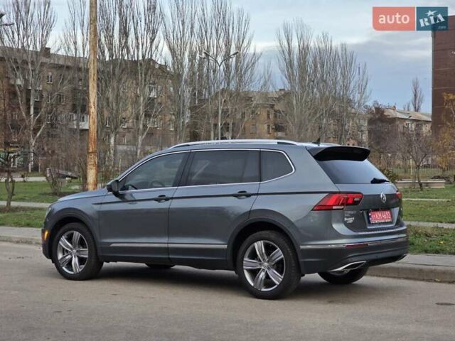 Серый Фольксваген Тигуан, объемом двигателя 1.98 л и пробегом 92 тыс. км за 24500 $, фото 2 на Automoto.ua