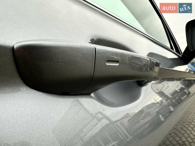 Серый Фольксваген Тигуан, объемом двигателя 2 л и пробегом 124 тыс. км за 16999 $, фото 22 на Automoto.ua