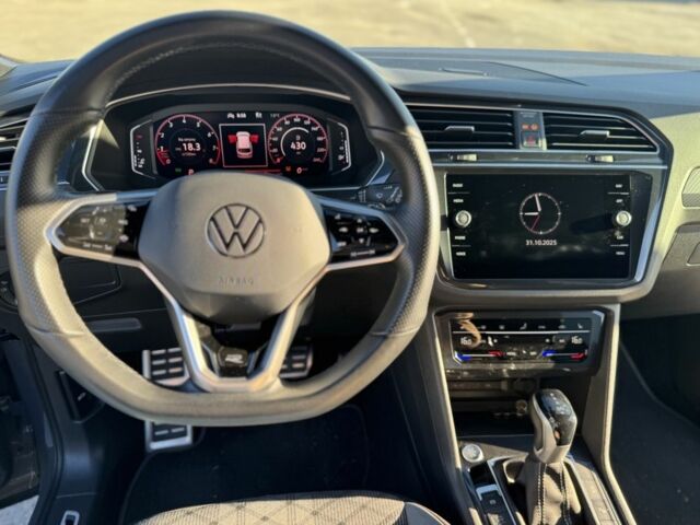 Серый Фольксваген Тигуан, объемом двигателя 2 л и пробегом 52 тыс. км за 36999 $, фото 19 на Automoto.ua