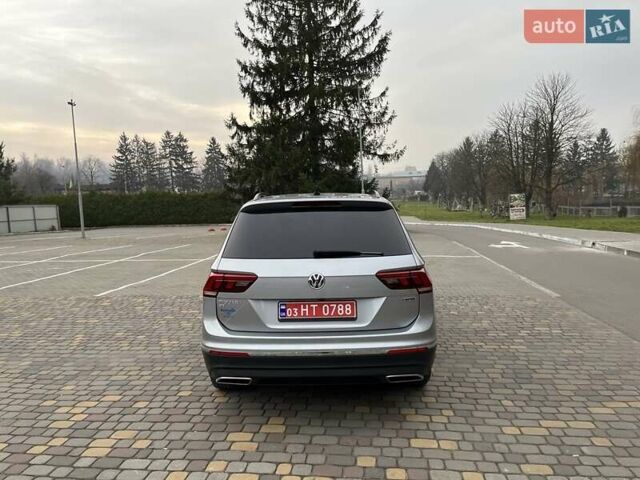 Серый Фольксваген Тигуан, объемом двигателя 2 л и пробегом 119 тыс. км за 19500 $, фото 58 на Automoto.ua