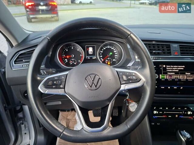 Серый Фольксваген Тигуан, объемом двигателя 1.97 л и пробегом 190 тыс. км за 26399 $, фото 27 на Automoto.ua