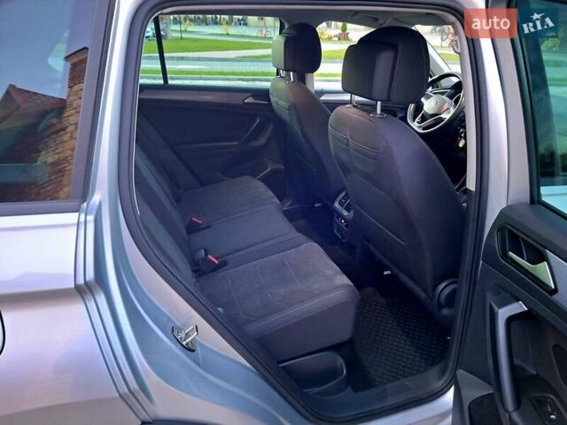 Серый Фольксваген Тигуан, объемом двигателя 1.97 л и пробегом 190 тыс. км за 26399 $, фото 20 на Automoto.ua