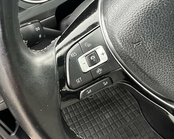 Серый Фольксваген Тигуан, объемом двигателя 1.98 л и пробегом 98 тыс. км за 24500 $, фото 46 на Automoto.ua