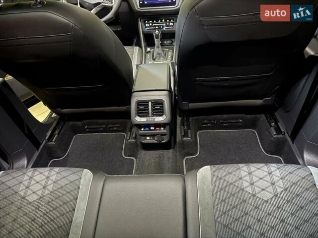 Серый Фольксваген Тигуан, объемом двигателя 1.98 л и пробегом 51 тыс. км за 38200 $, фото 16 на Automoto.ua