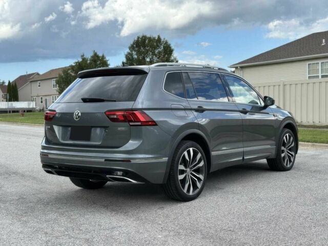 Сірий Фольксваген Тігуан, об'ємом двигуна 2 л та пробігом 11 тис. км за 7500 $, фото 5 на Automoto.ua