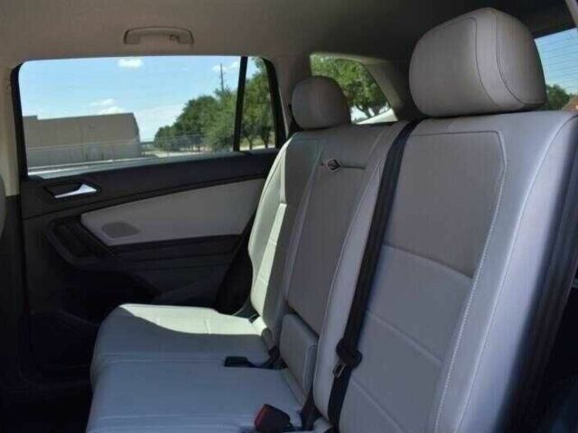 Серый Фольксваген Тигуан, объемом двигателя 2 л и пробегом 45 тыс. км за 9000 $, фото 9 на Automoto.ua