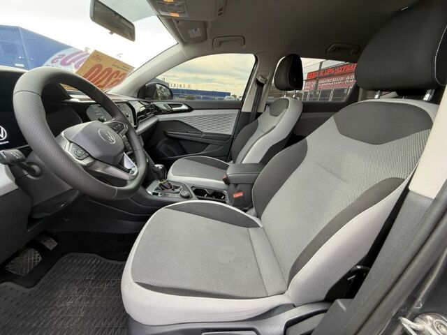 Сірий Фольксваген Тігуан, об'ємом двигуна 1.5 л та пробігом 39 тис. км за 20500 $, фото 7 на Automoto.ua