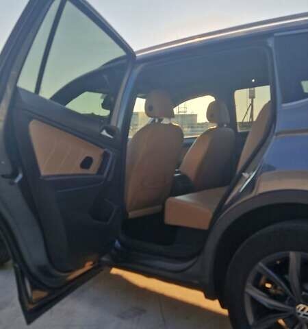 Серый Фольксваген Тигуан, объемом двигателя 1.98 л и пробегом 99 тыс. км за 26000 $, фото 1 на Automoto.ua