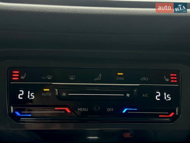 Сірий Фольксваген Тігуан, об'ємом двигуна 2 л та пробігом 204 тис. км за 34499 $, фото 36 на Automoto.ua