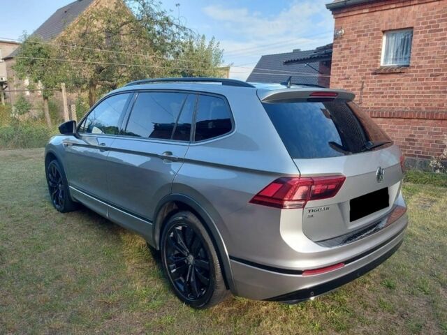 Сірий Фольксваген Тігуан, об'ємом двигуна 0 л та пробігом 58 тис. км за 13700 $, фото 4 на Automoto.ua