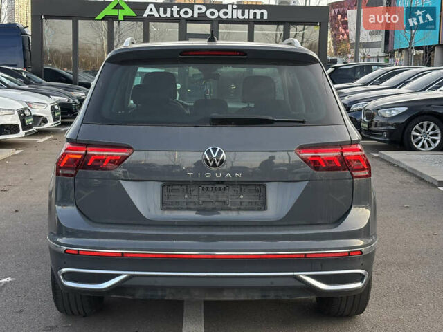 Серый Фольксваген Тигуан, объемом двигателя 1.97 л и пробегом 180 тыс. км за 31000 $, фото 9 на Automoto.ua