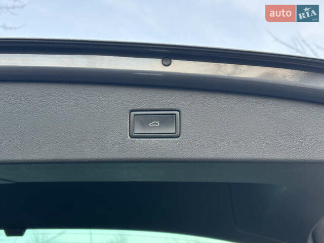 Серый Фольксваген Тигуан, объемом двигателя 1.97 л и пробегом 180 тыс. км за 31000 $, фото 32 на Automoto.ua