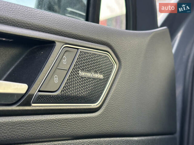 Серый Фольксваген Тигуан, объемом двигателя 1.97 л и пробегом 180 тыс. км за 31000 $, фото 30 на Automoto.ua