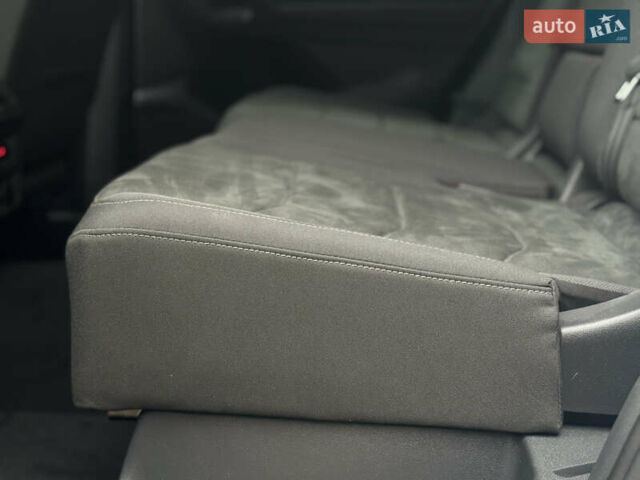 Сірий Фольксваген Тігуан, об'ємом двигуна 2 л та пробігом 204 тис. км за 34499 $, фото 16 на Automoto.ua